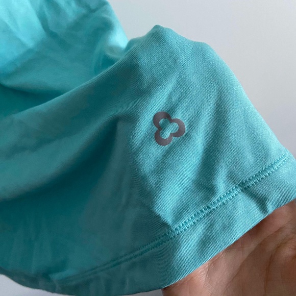 NWT TITIKA BUILT IN BRA SPORT WORKOUT TANK SUPPORT BLUE BUTTER YOGA ACTIVEWEAR - Picture 3 of 8